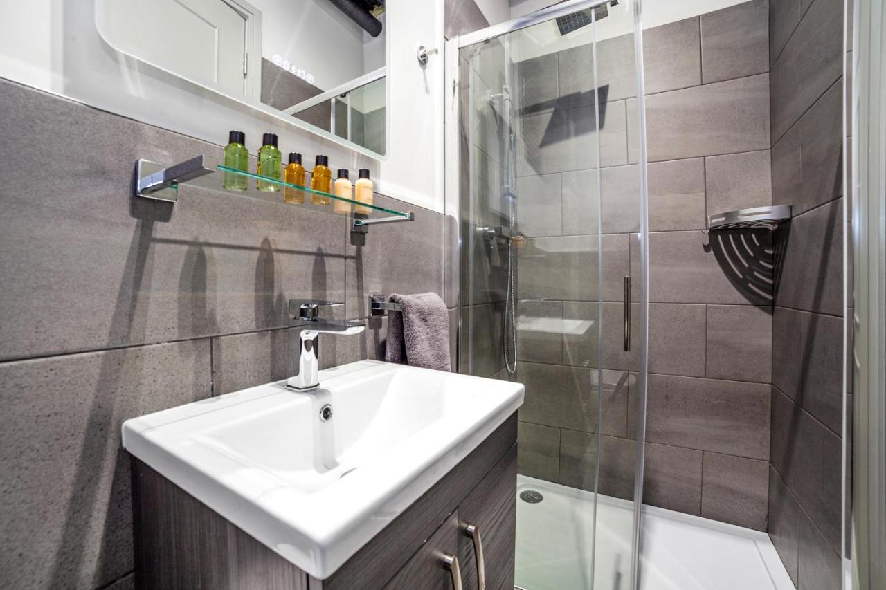Modern Luxury Studios London Exterior photo